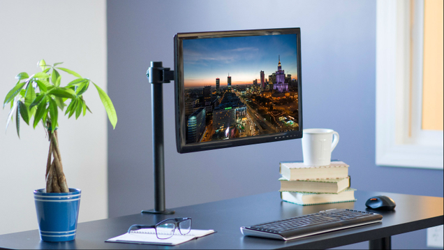 Illustration for article titled Five Inexpensive Accessories to Make Your Workspace More Ergonomic